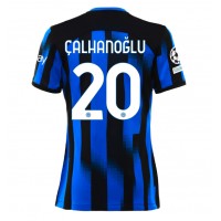 Inter Milan Hakan Calhanoglu #20 Hjemmedrakt Dame 2023-24 Kortermet